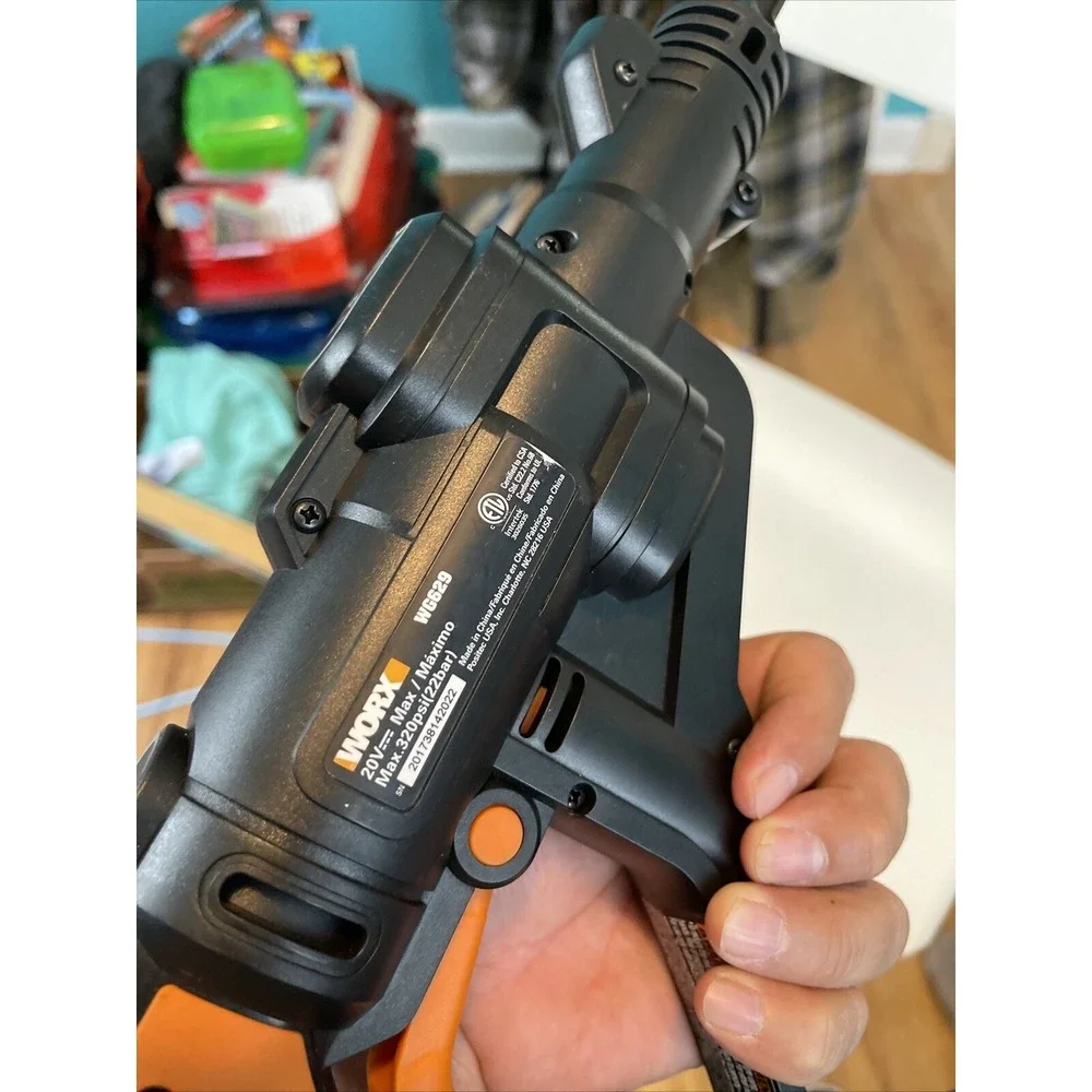 WG620.9 20V 4.0ah MaxLithium Hydroshot Portable Cleaner -No Battery/Charger